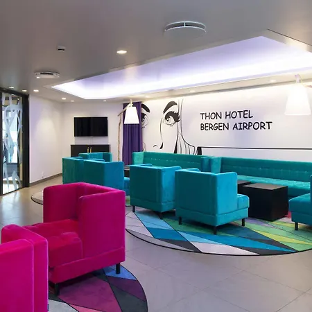 Thon Airport מלון 4*