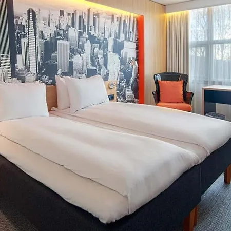 Готель Thon Airport 4*