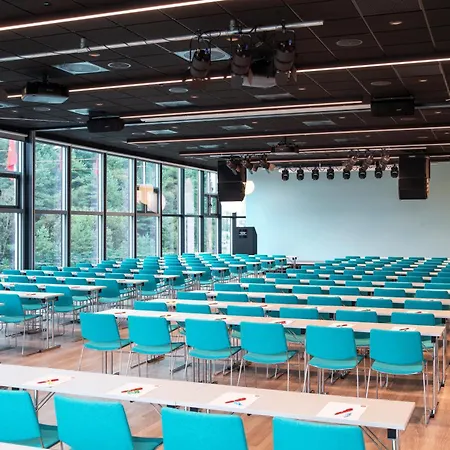 호텔 톤 공항 4*