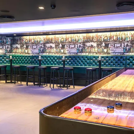 Готель Thon Airport