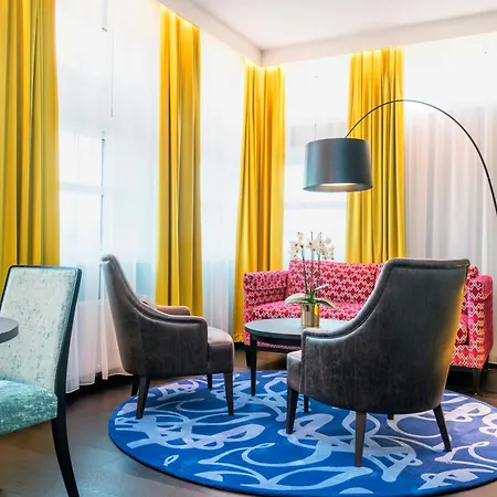 Thon Airport Hotel 4*