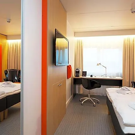 Hotel Thon Airport