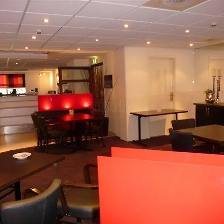 Готель Thon Airport Берген