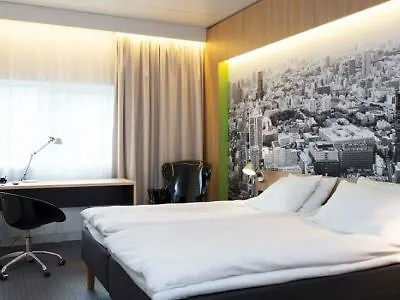 מלון Thon Airport 4*
