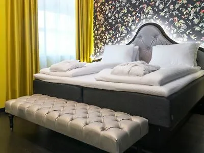 Thon Airport Hotel 4*