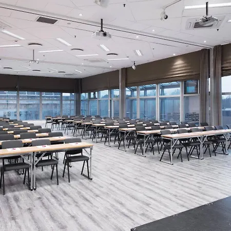 ホテル トーン エアポート ベルゲン