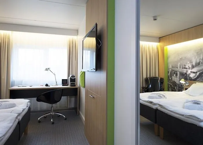 Otel Thon Airport 4*