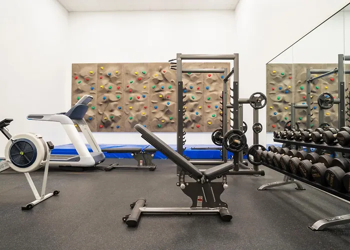 Thon Airport برغن