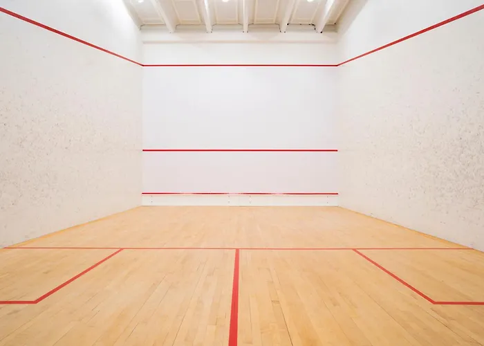 Thon Airport فندق 4*