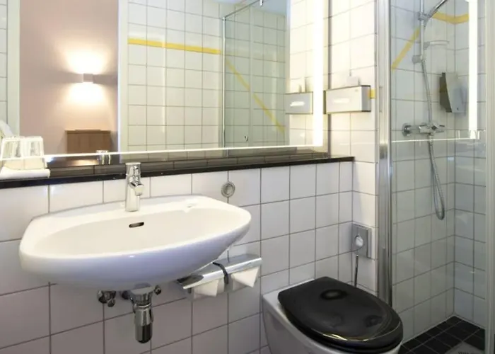 Thon Airport Hotel 4*