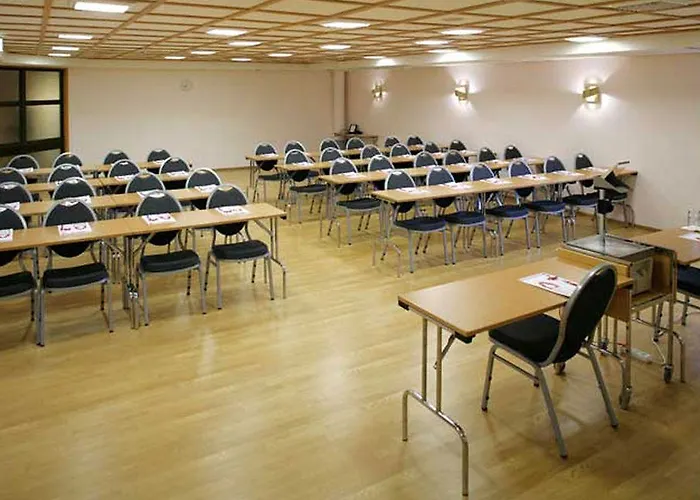 Thon Airport 4* برغن